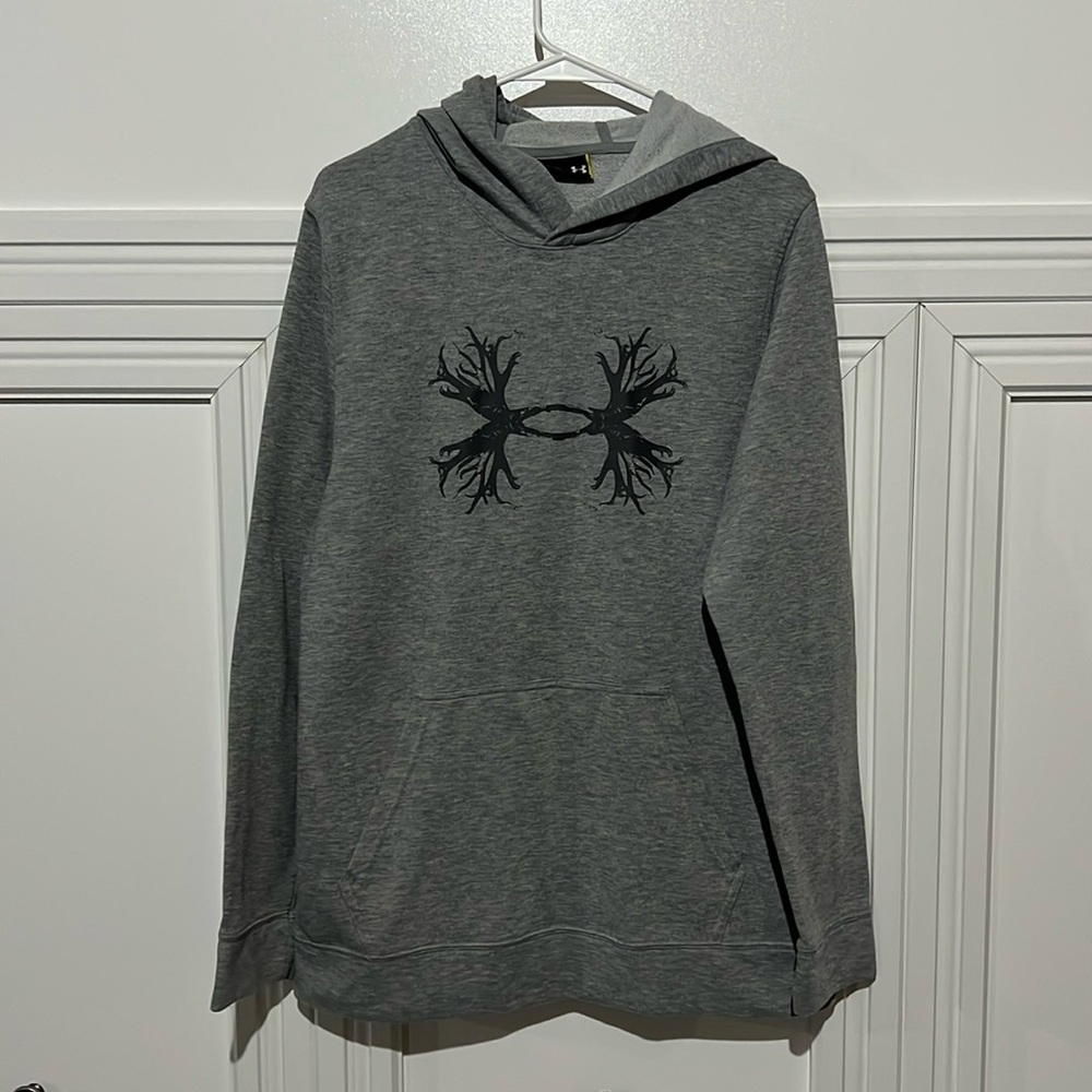Under Armour men’s hoodie